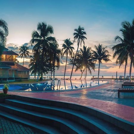 The World Backwaters, Alleppey Hotel Kumarakom Exterior photo